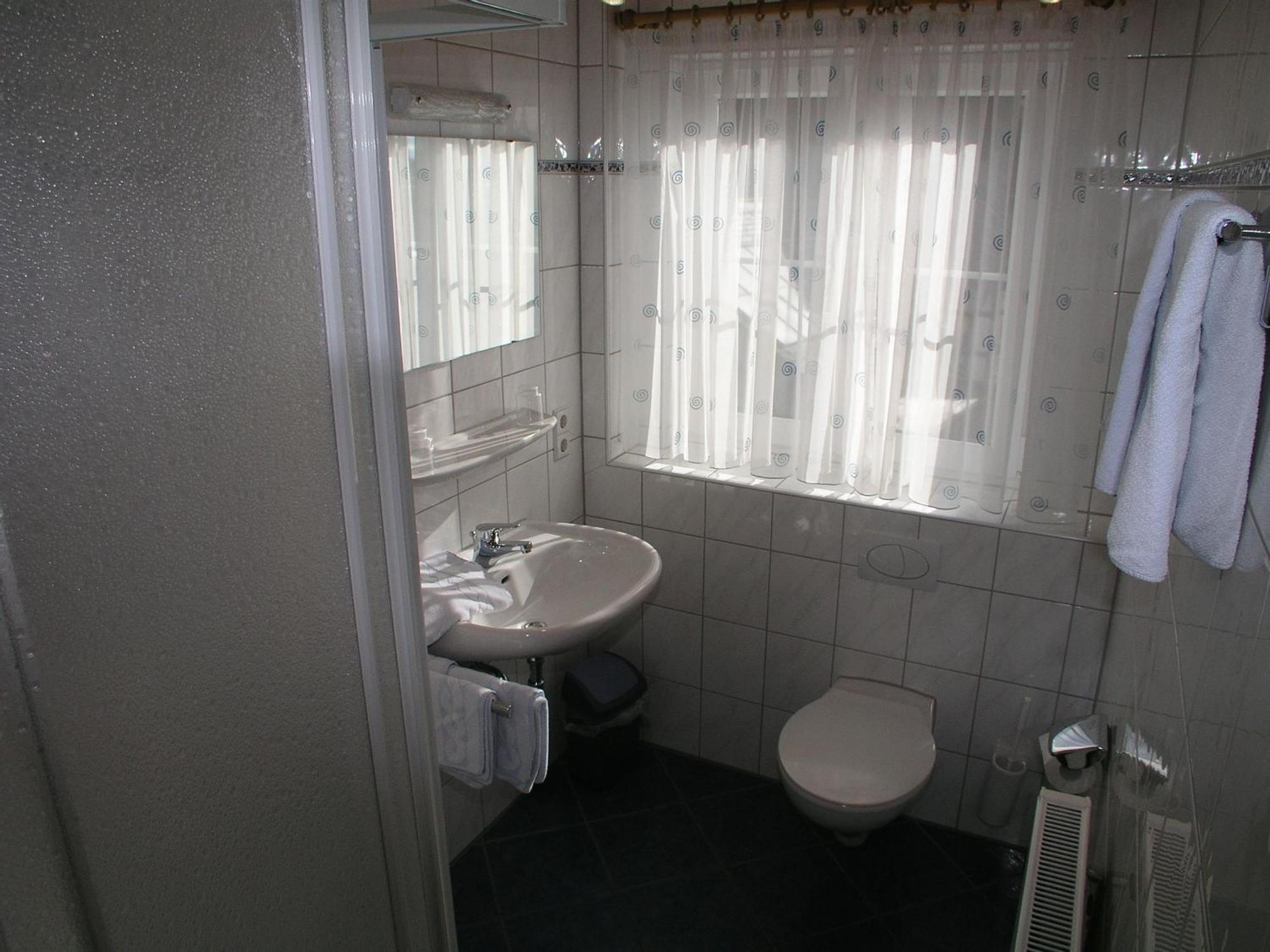 ואסרבורג Gaestehaus Gutensohn מראה חיצוני תמונה